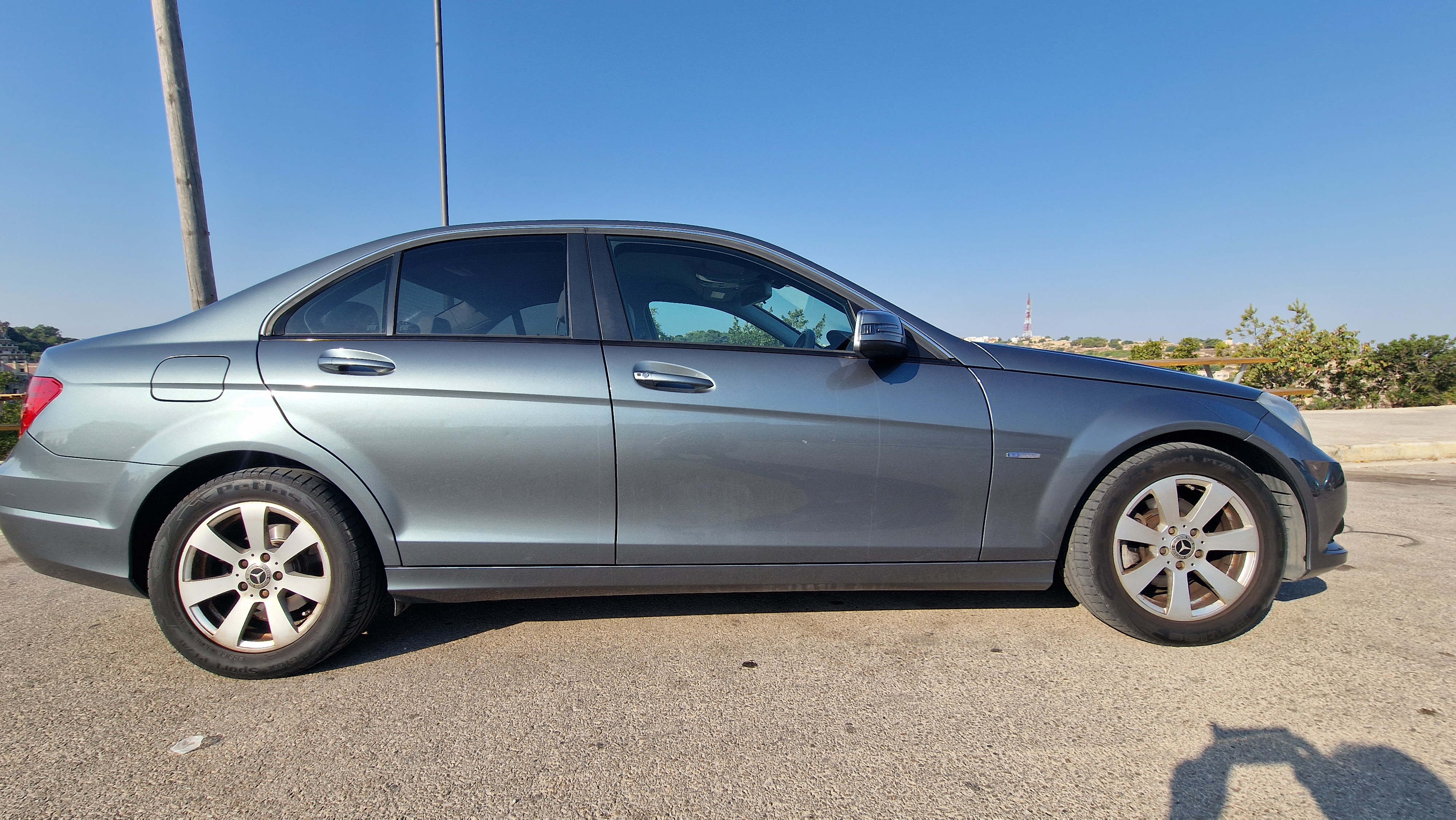 MERCEDES BENZ C200 2011 — €7,900 photo 3