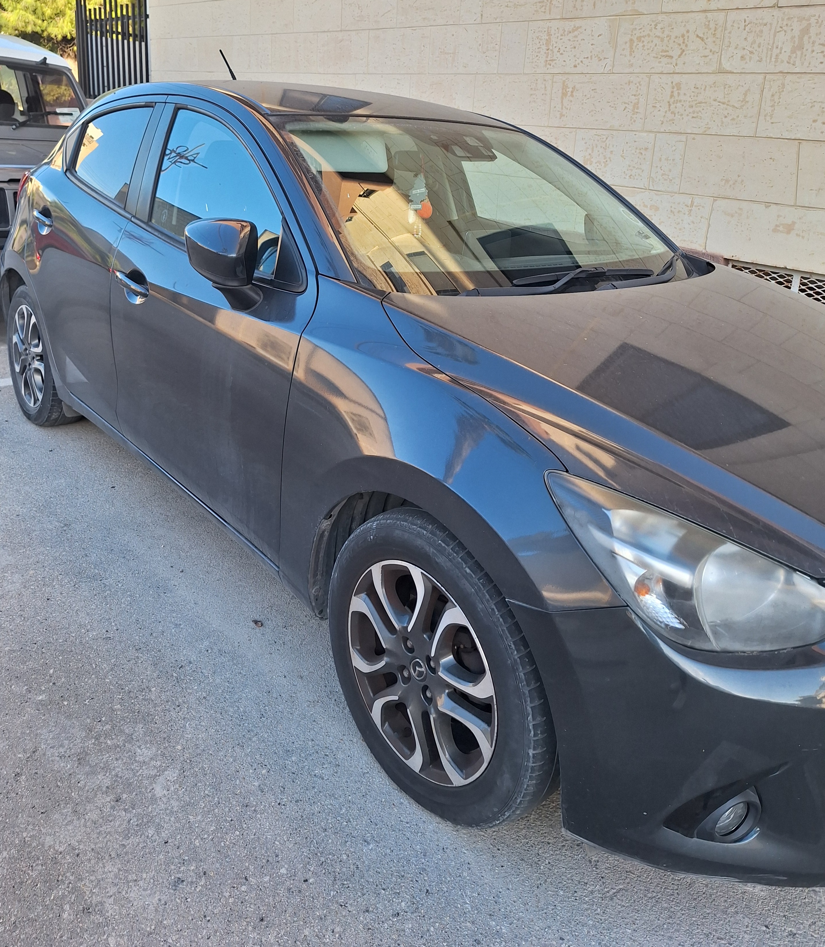 MAZDA 2 2016 — €10,500 photo 2