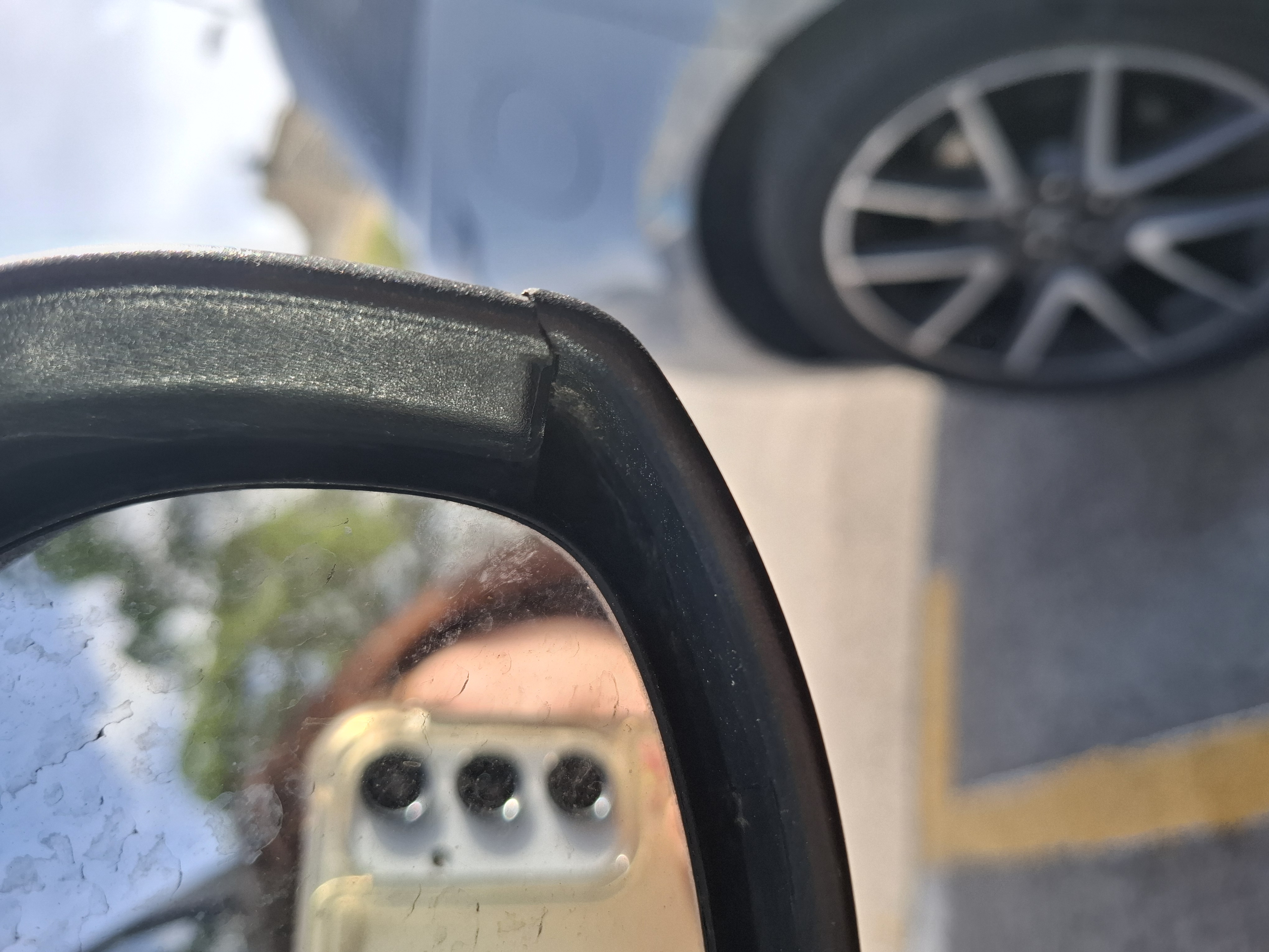 TOYOTA YARIS 2016 — €8,500 photo 4