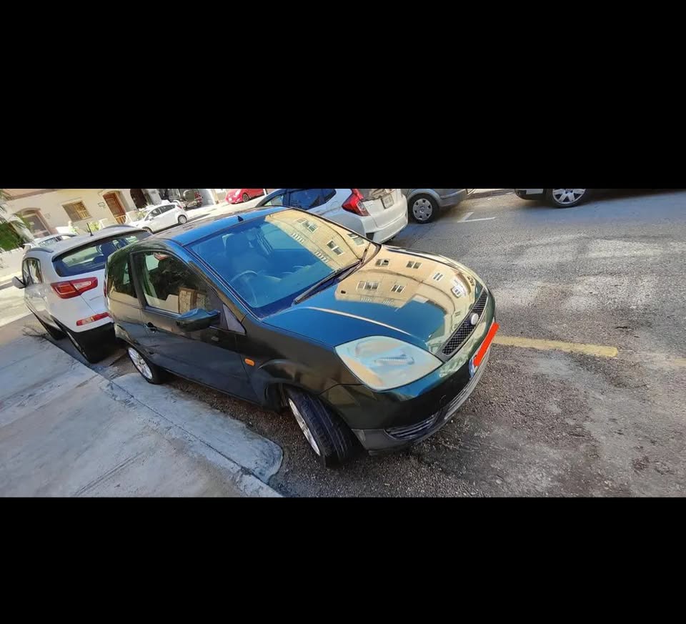 FORD FIESTA 2005 — €2,200 photo 3