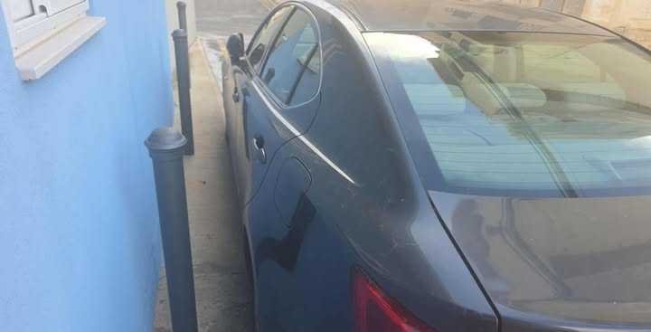 LEXUS IS220D 2006 — €2,000 photo 4