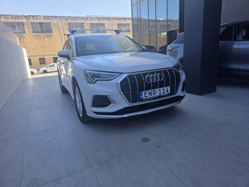 AUDI MODEL: Q3 YEAR: 2019 FUEL: DIESEL ENGINE SIZE: 1968 BODY: JEEP SEATS: 5 POWER: 150 MODEL 2019 — €22,000