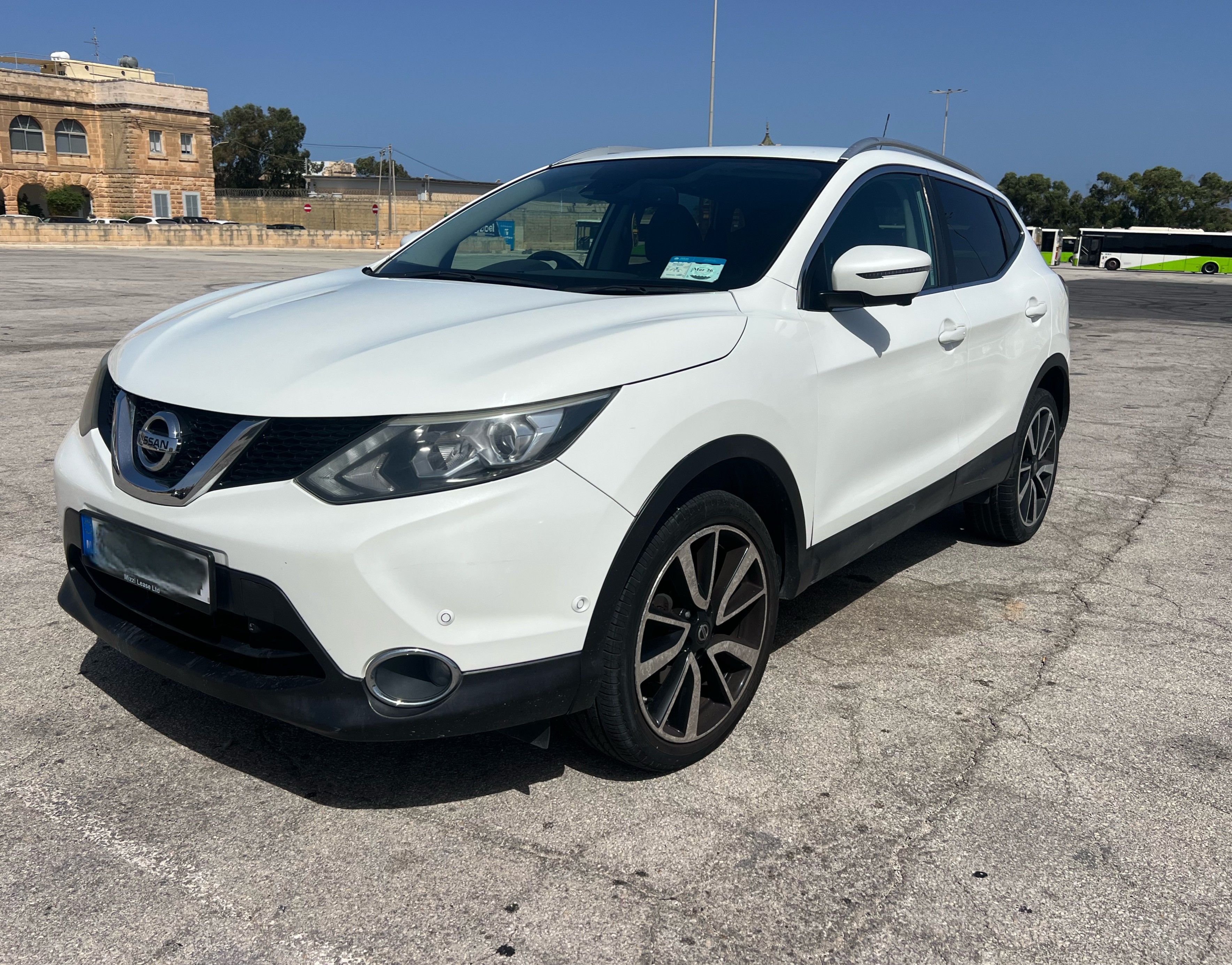 NISSAN QASHQAI 2014 — €11,000 photo 2