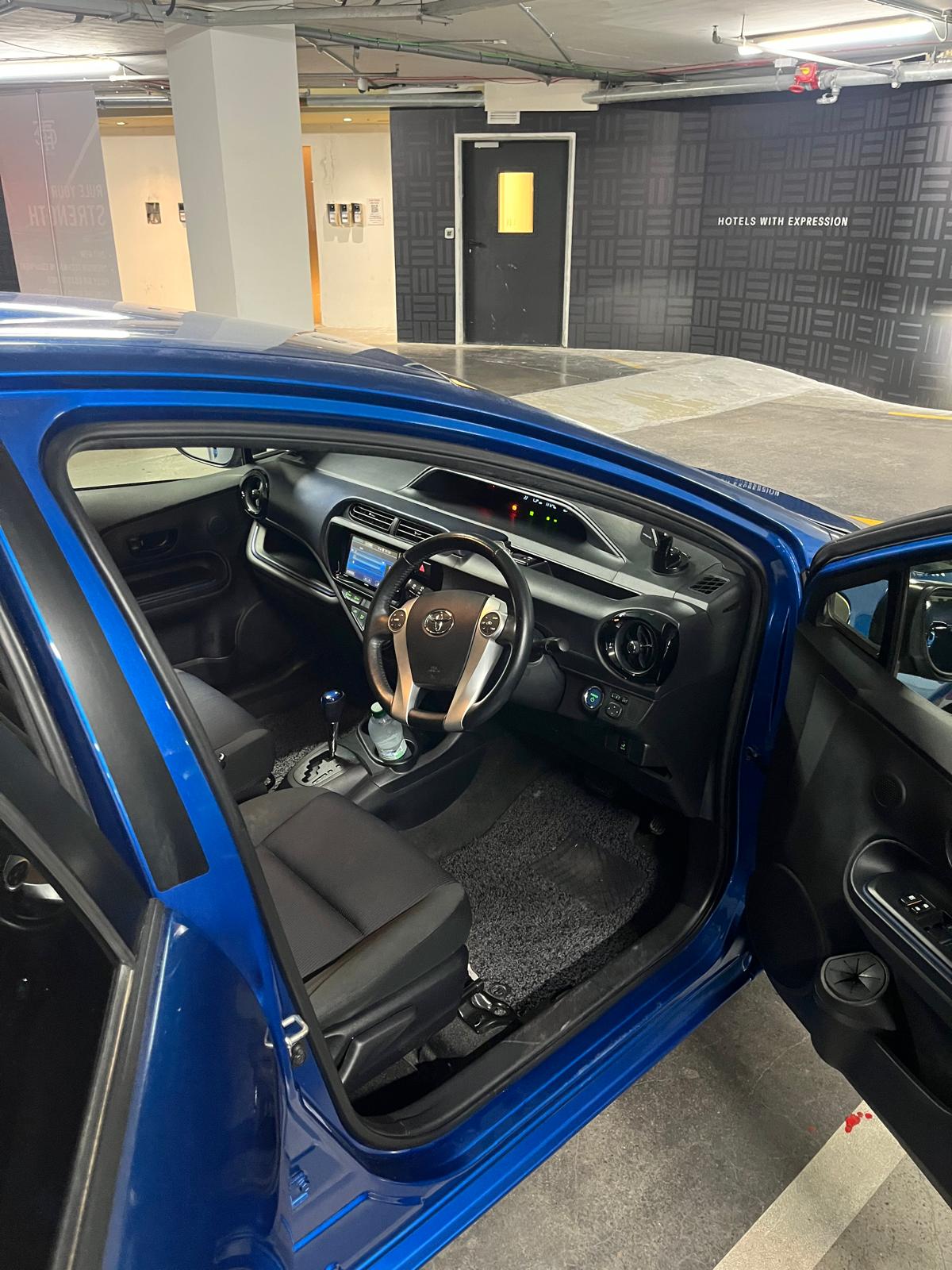 TOYOTA AQUA 2015 — €9,500 photo 2