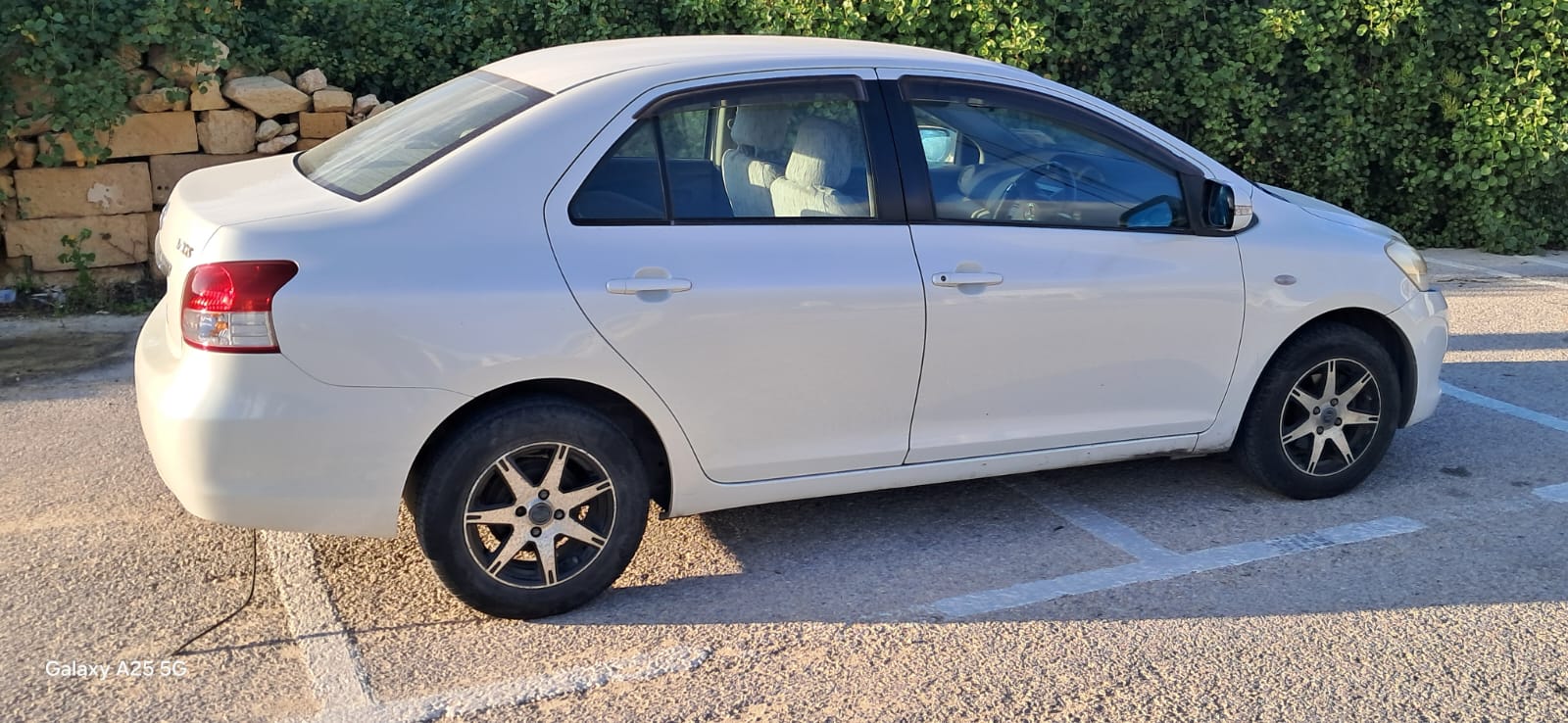 TOYOTA BELTA 2007 — €4,000 photo 4