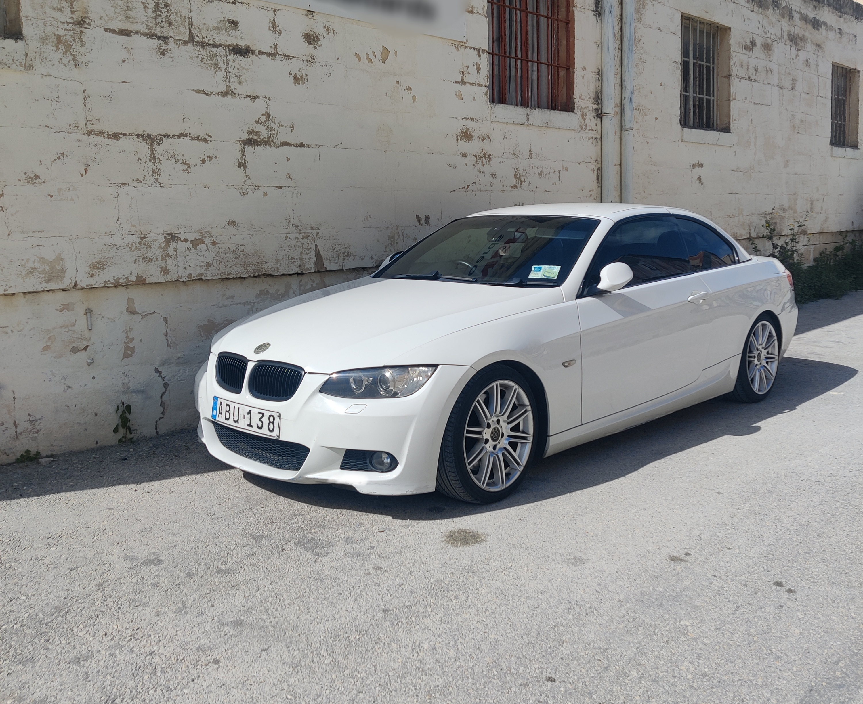 BMW 330 2007 — €9,000 photo 3