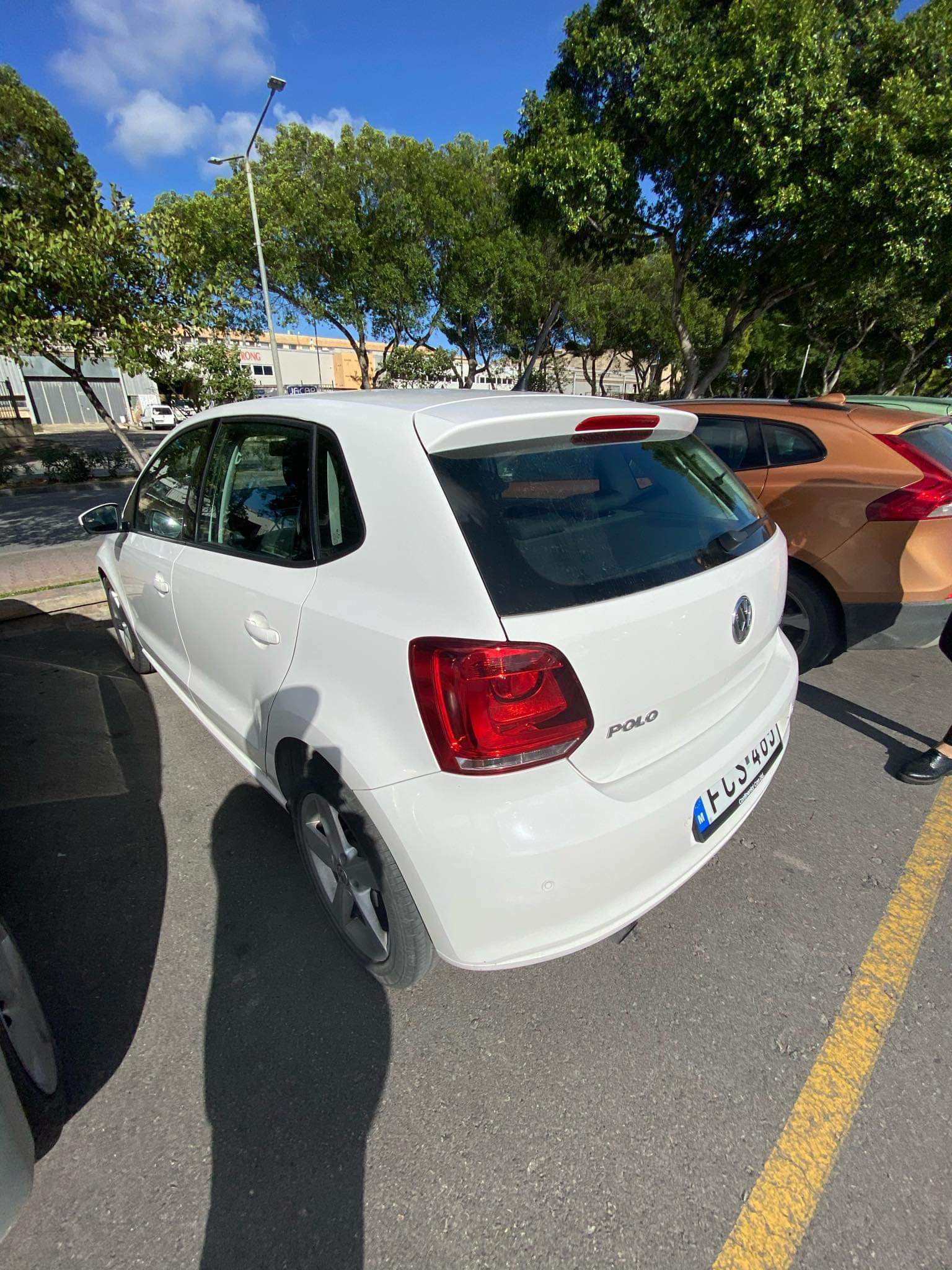 VOLKSWAGEN MODEL: POLO YEAR: 2012 FUEL: PETROL ENGINE SIZE: 1198 BODY: HATCHBACK SEATS: 5 POWER: 89 MODEL 2012 — €9,000