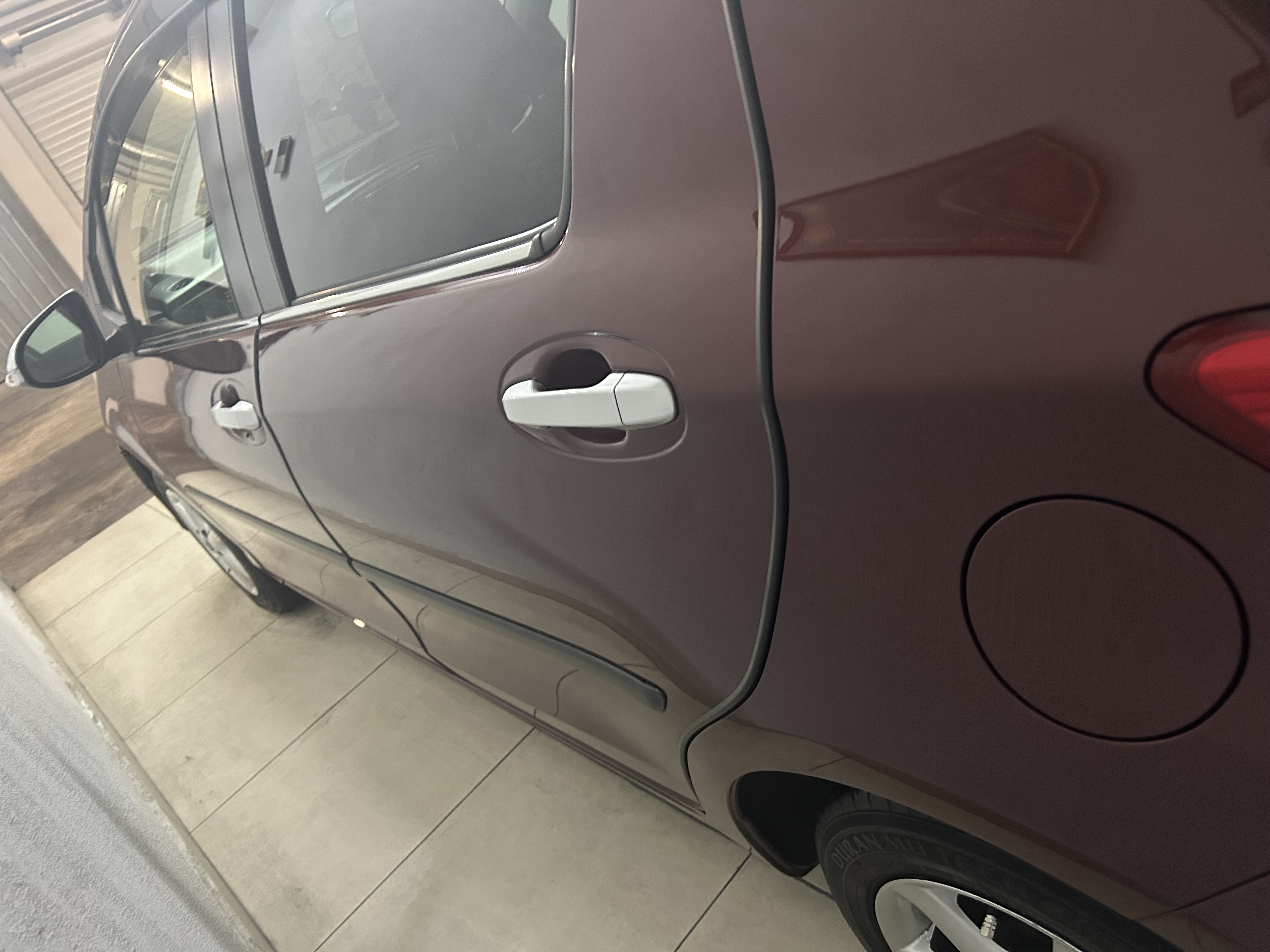 Car is in mint condition with not a — €6,800 photo 3
