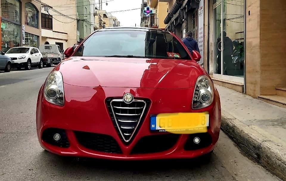 ALFA ROMEO GIULIETTA 2012 — €7,500 photo 2