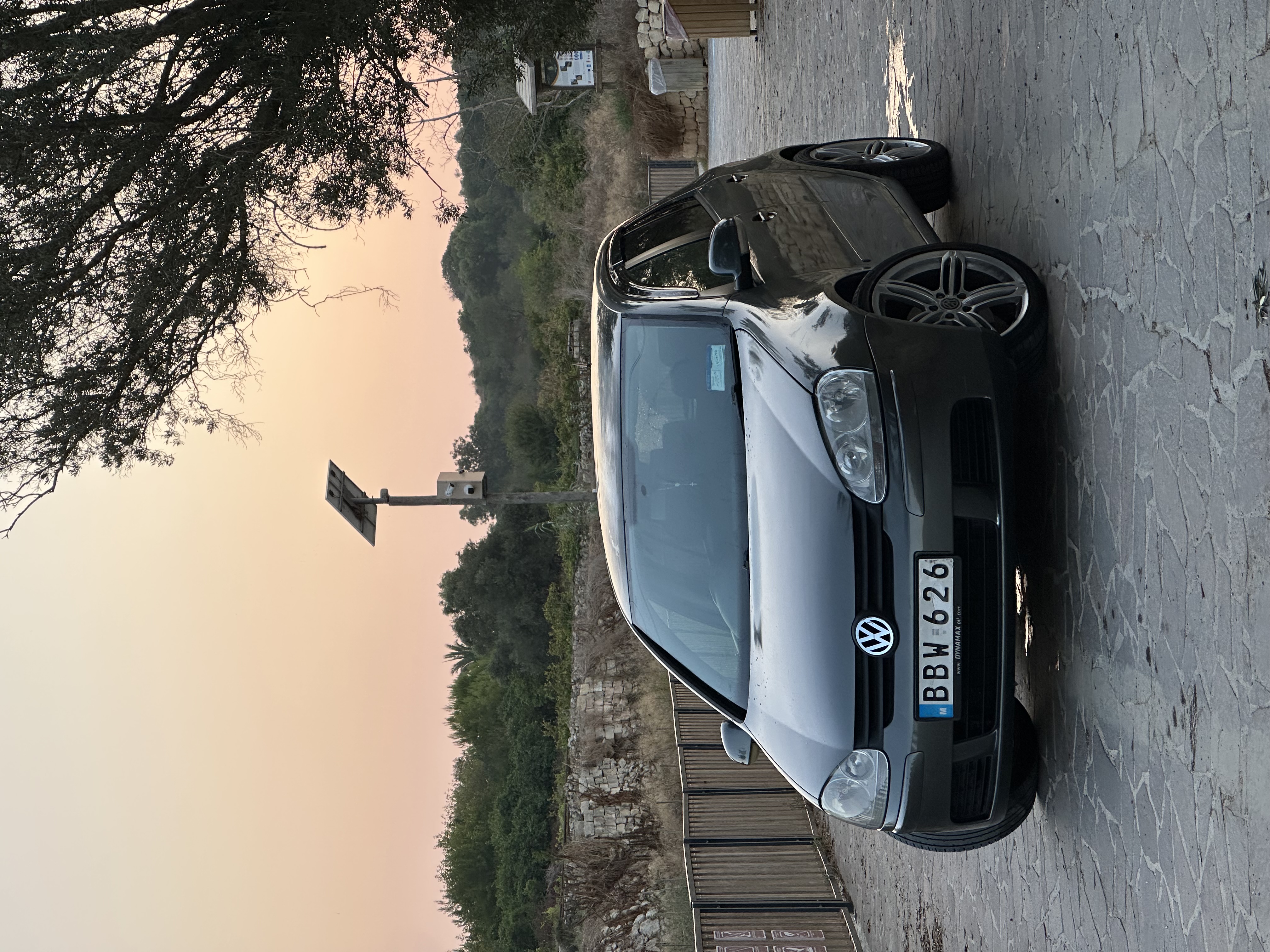 – MODEL: – YEAR: – FUEL: – ENGINE SIZE: – BODY: – SEATS: – POWER: – GOLF 2006 — €3,200 photo 4