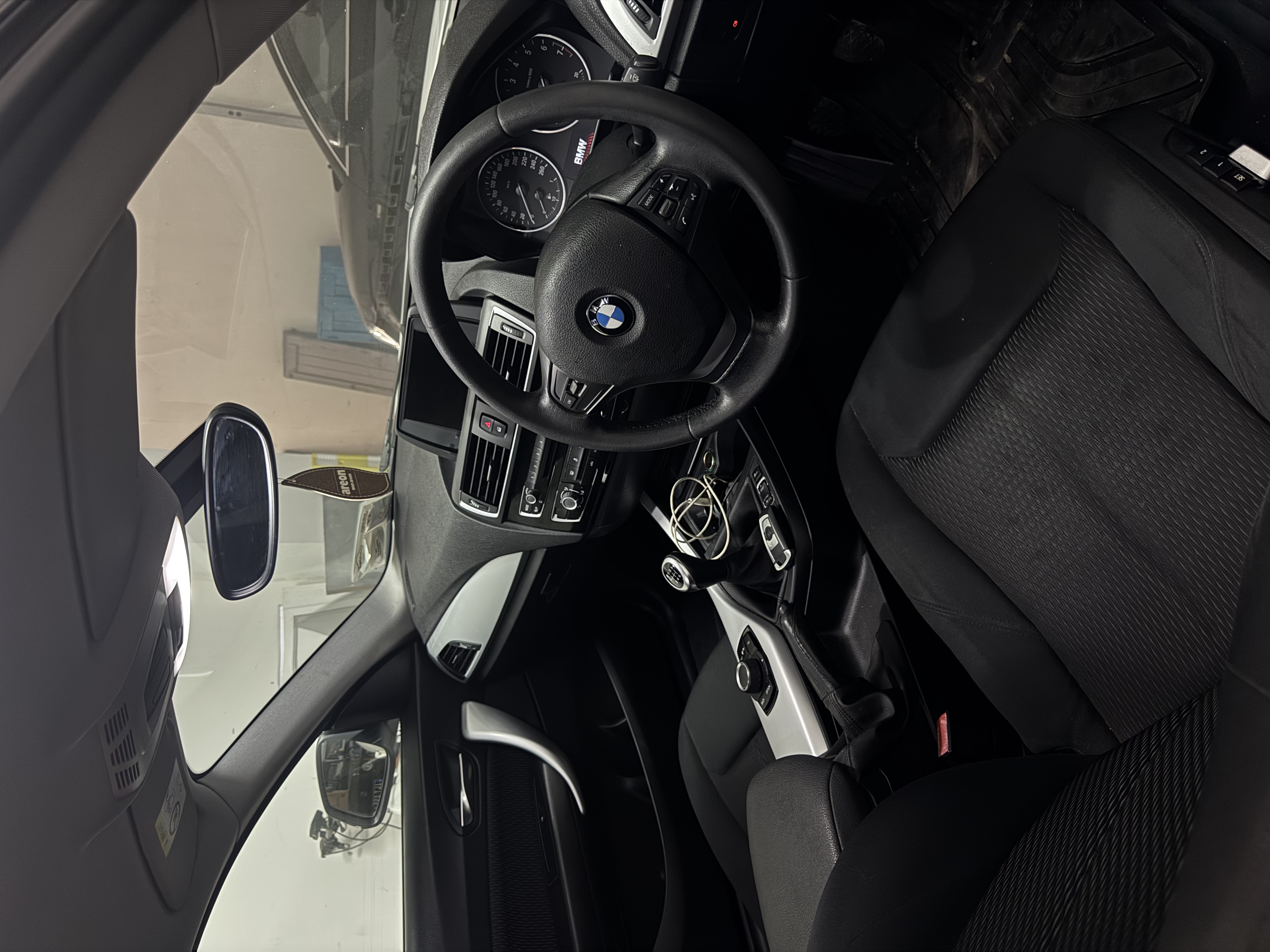 BMW 1 SERIES 2015 — €12,000 photo 4