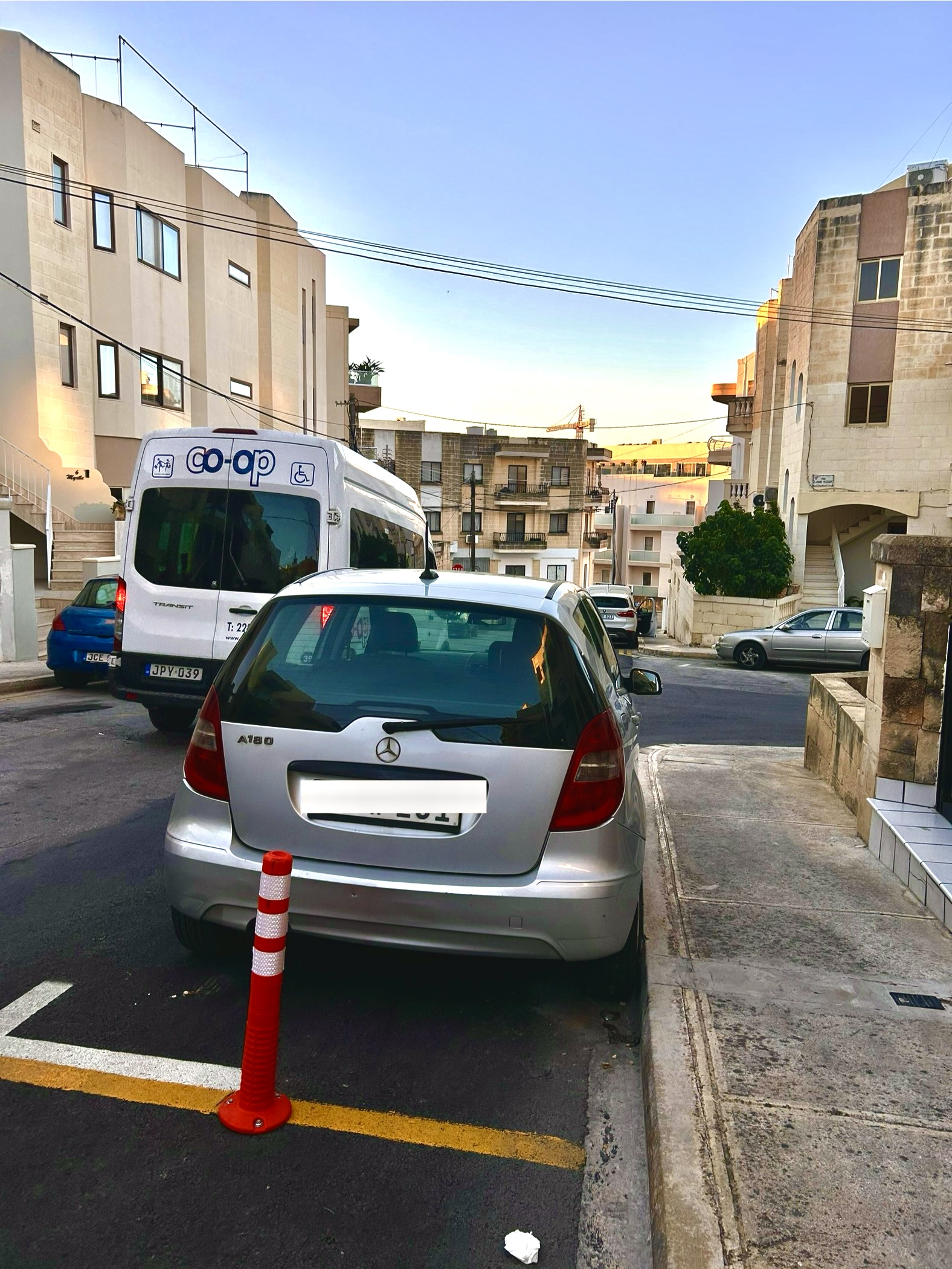 MERCEDES BENZ A180 2010 — €2,600 photo 2
