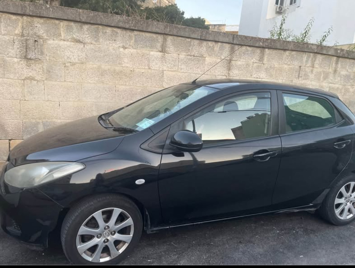 MAZDA 2 2008 — €4,500 photo 2