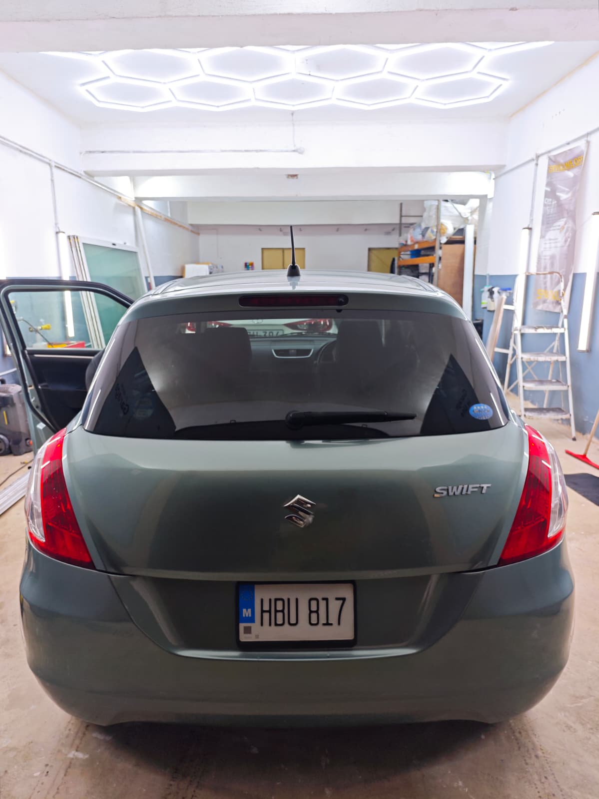 2013 — €6,000 photo 2