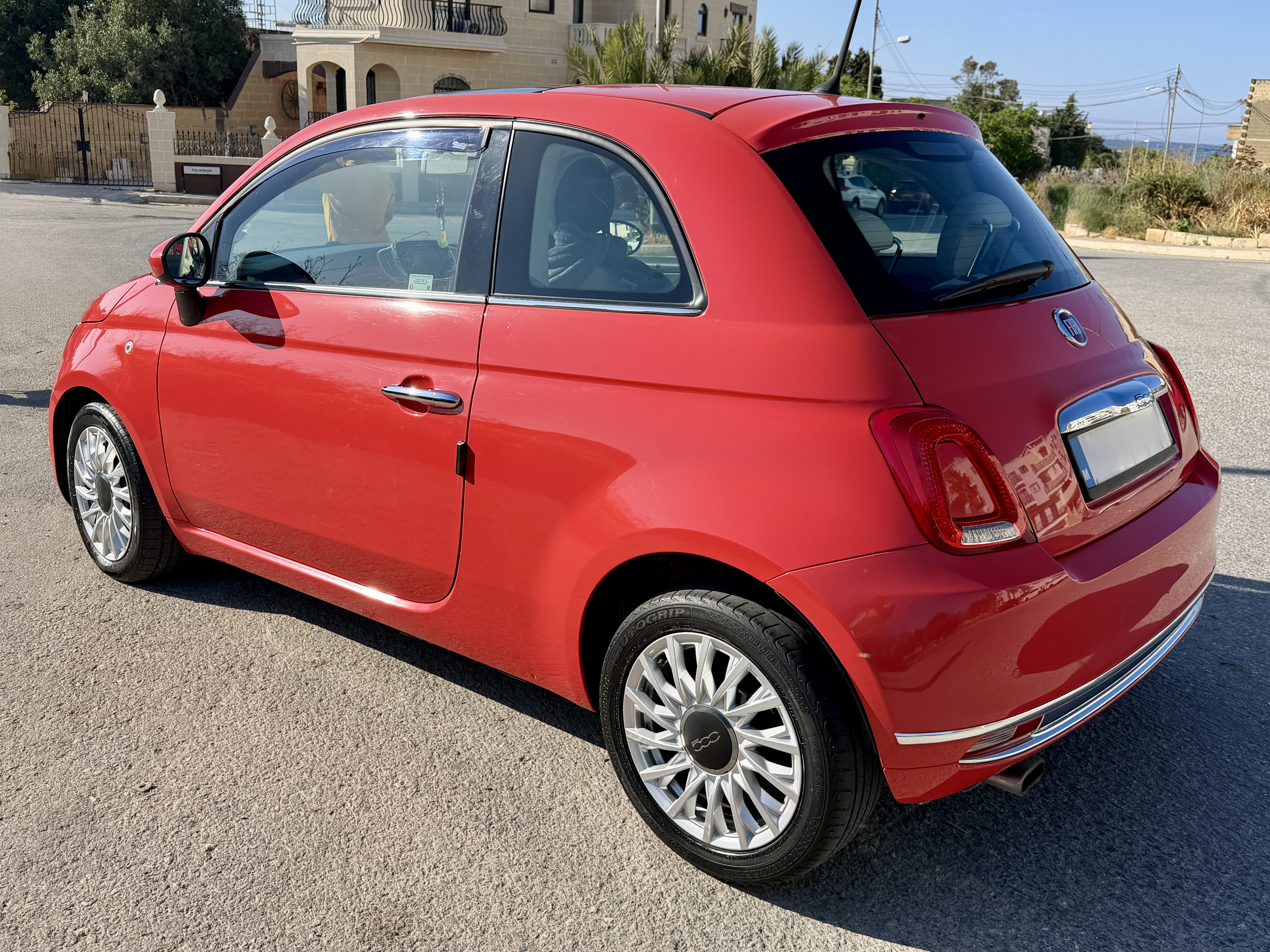 FIAT MODEL: 500 YEAR: 2016 FUEL: PETROL ENGINE SIZE: 1242 BODY: HATCHBACK SEATS: 4 POWER: 69 MODEL 2016 — €8,500 photo 2