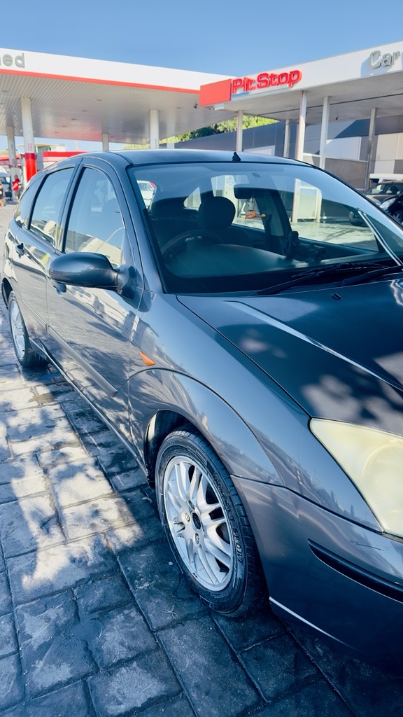 FORD MODEL: FOCUS YEAR: 2002 FUEL: PETROL ENGINE SIZE: 1388 BODY: HATCHBACK SEATS: 5 POWER: 75 MODEL 2002 — €2,200 photo 4