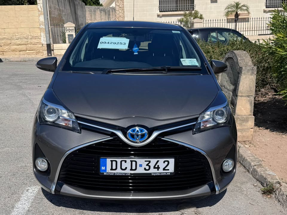 TOYOTA YARIS 2016 — €15,000 photo 3